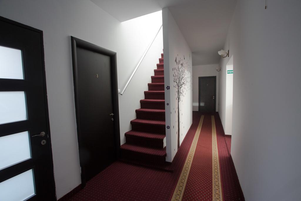 La Vila Maria Бухарест Экстерьер фото